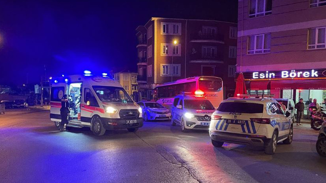Eskisehirde polisten kacan motosikletli kaza yapti 9VgvpvA5
